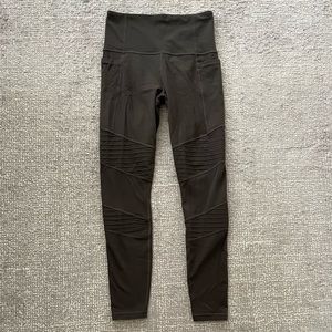 Olive/Sage Green Athleta Leggings